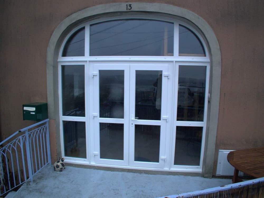 Porte d'entrée 08